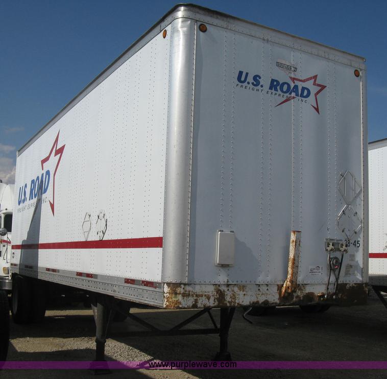 image for item D8290 1995 Wabash 28' dry van trailer