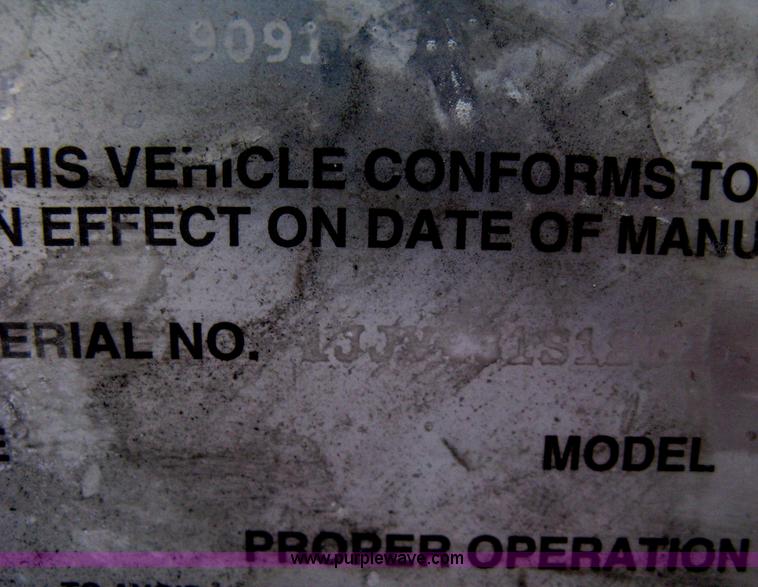 image for item D8290 1995 Wabash 28' dry van trailer