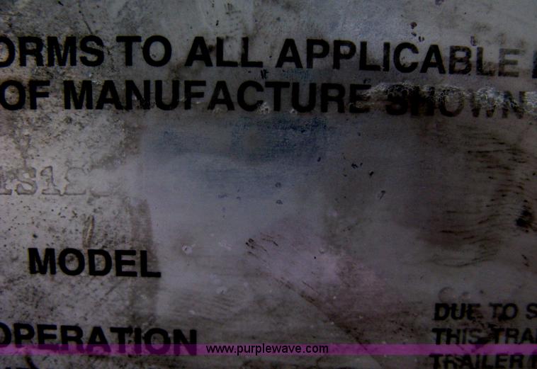 image for item D8290 1995 Wabash 28' dry van trailer