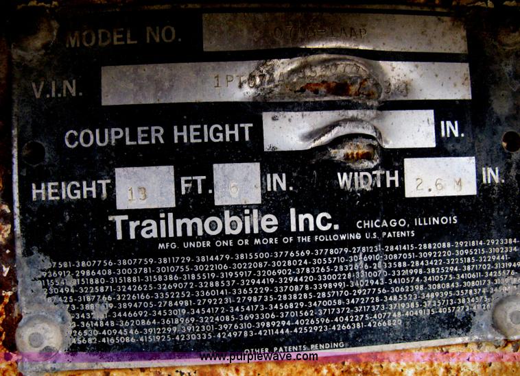 image for item D8291 1995 Trailmobile 28' dry van trailer