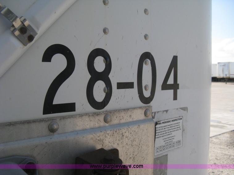 image for item D8291 1995 Trailmobile 28' dry van trailer