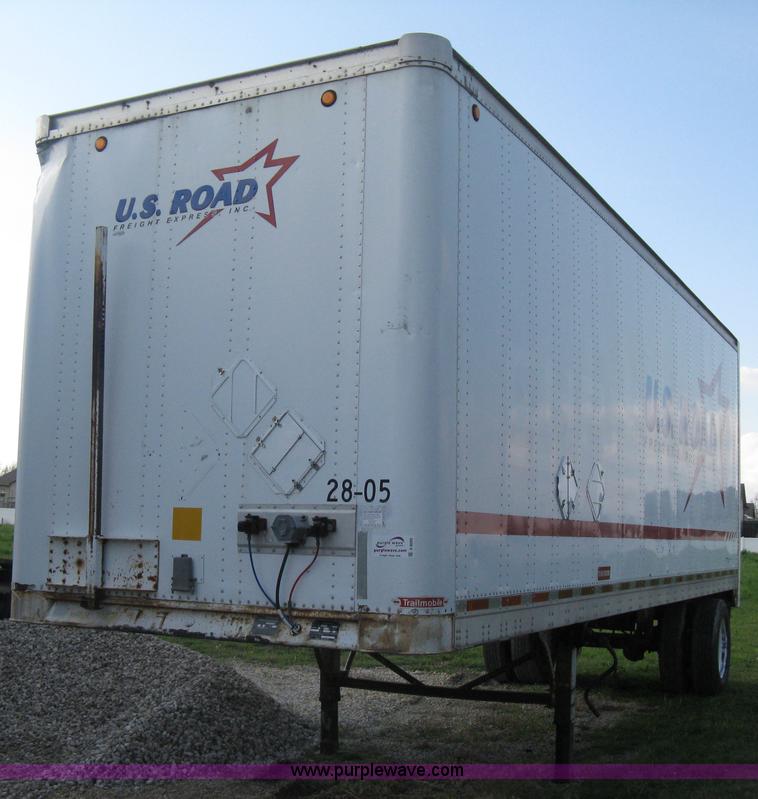 image for item D8292 1995 Trailmobile 28' dry van trailer