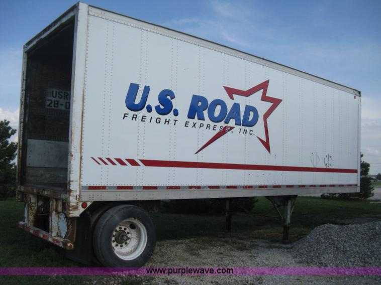 image for item D8292 1995 Trailmobile 28' dry van trailer