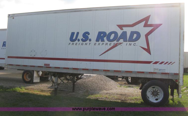 image for item D8292 1995 Trailmobile 28' dry van trailer