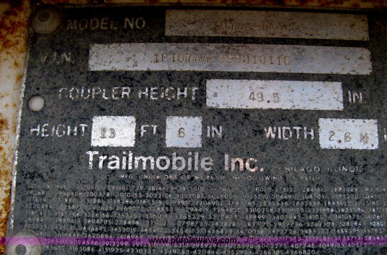 image for item D8292 1995 Trailmobile 28' dry van trailer