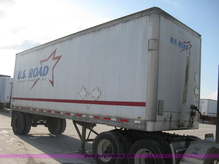 image for item D8293 1994 Wabash 28' dry van trailer