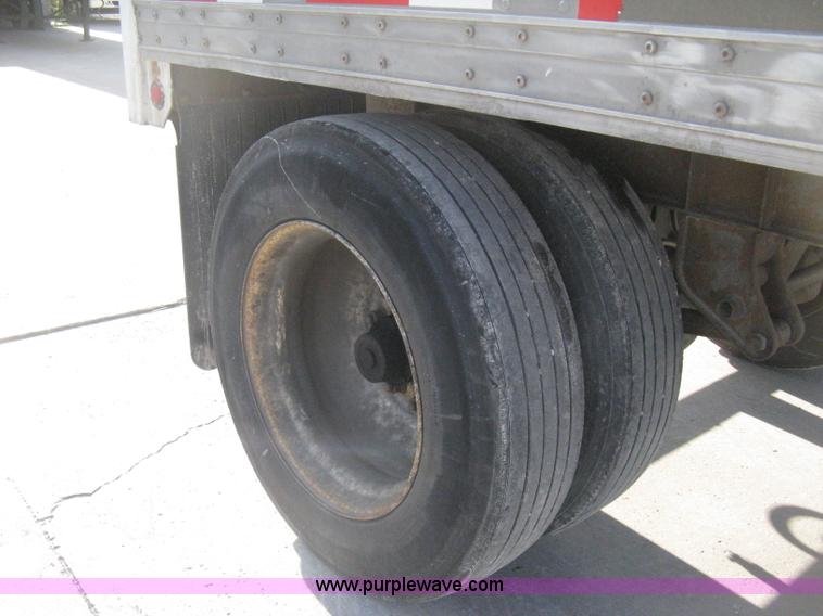 image for item D8293 1994 Wabash 28' dry van trailer