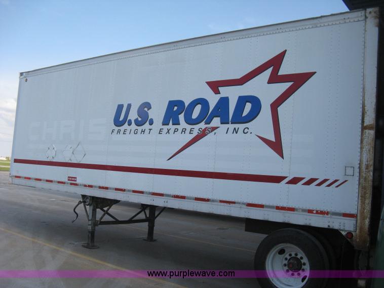 image for item D8294 1995 Trailmobile 28' dry van trailer