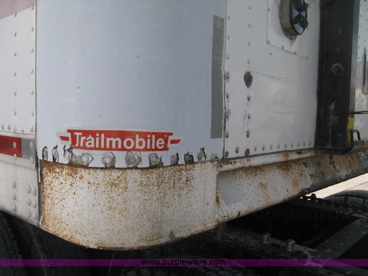 image for item D8294 1995 Trailmobile 28' dry van trailer