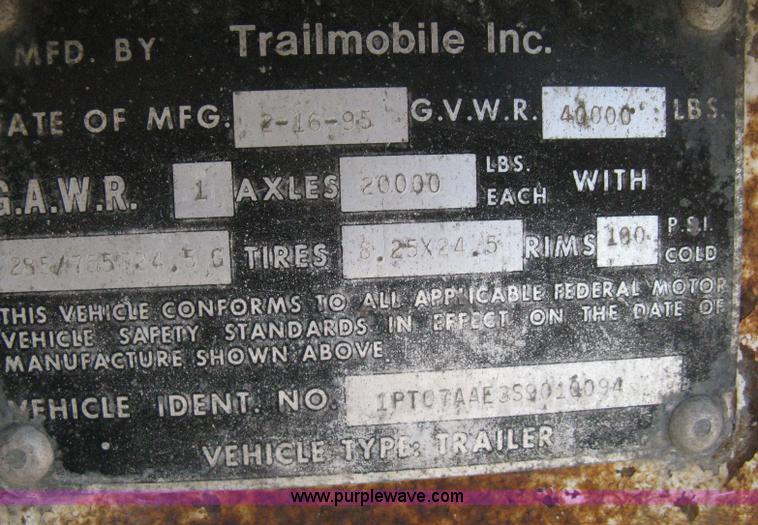 image for item D8294 1995 Trailmobile 28' dry van trailer