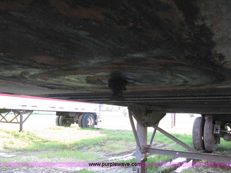 image for item D8296 1995 Trailmobile 28' dry van trailer