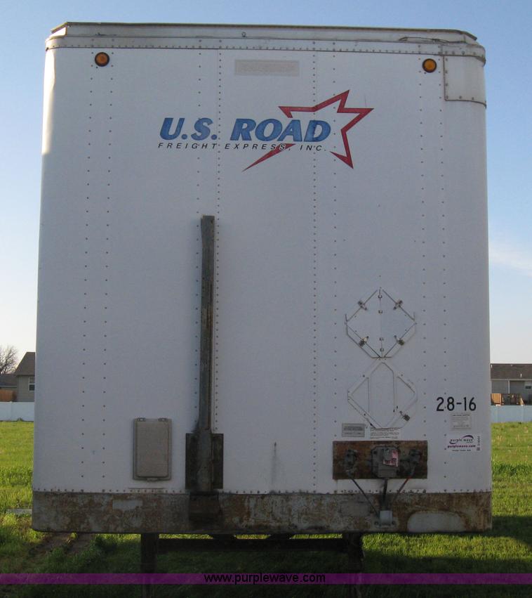 image for item D8297 1993 Fruehauf 28' dry van trailer