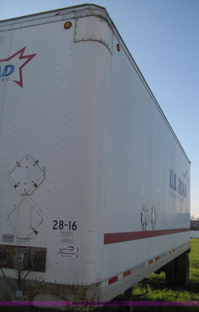 image for item D8297 1993 Fruehauf 28' dry van trailer