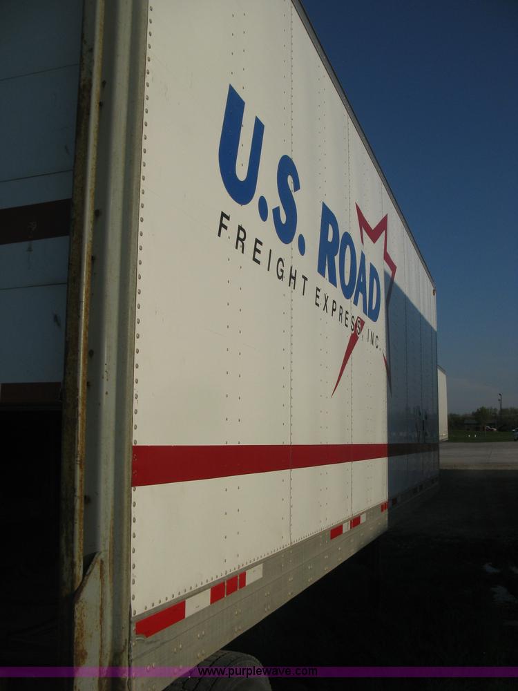 image for item D8297 1993 Fruehauf 28' dry van trailer