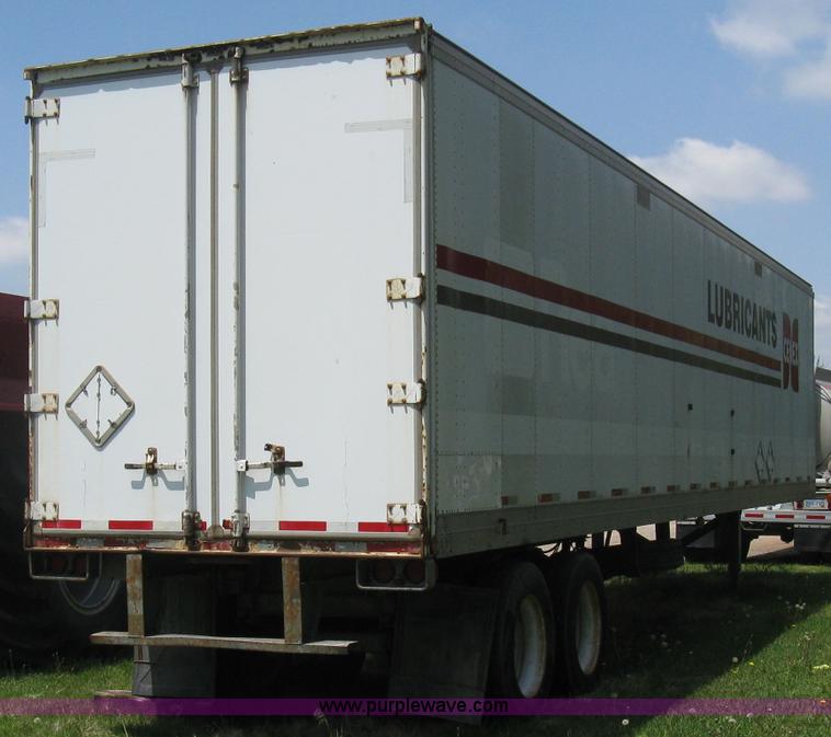 image for item D8300 1988 Fruehauf 45' van trailer