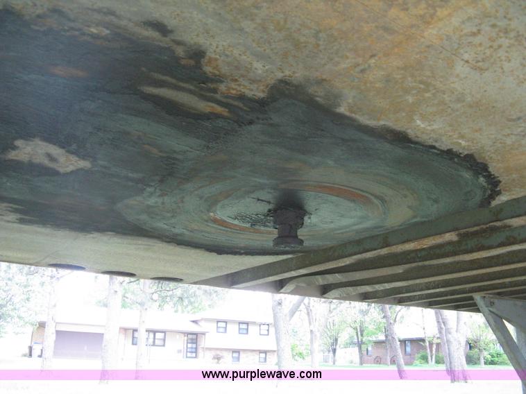 image for item D8300 1988 Fruehauf 45' van trailer