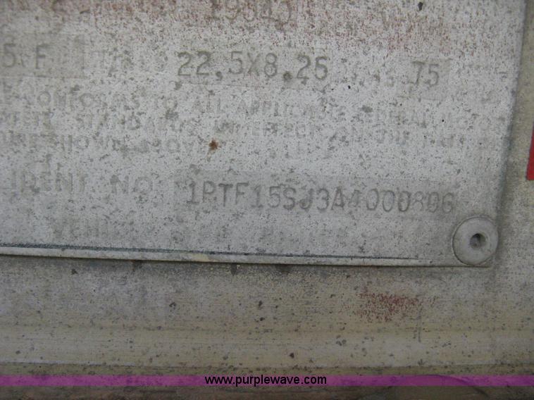 image for item D8301 1981 Trailmobile 42' fuel tanker trailer