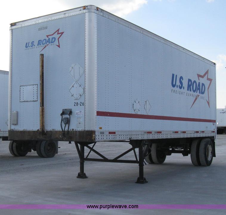image for item D8304 1994 Wabash 28' dry van trailer