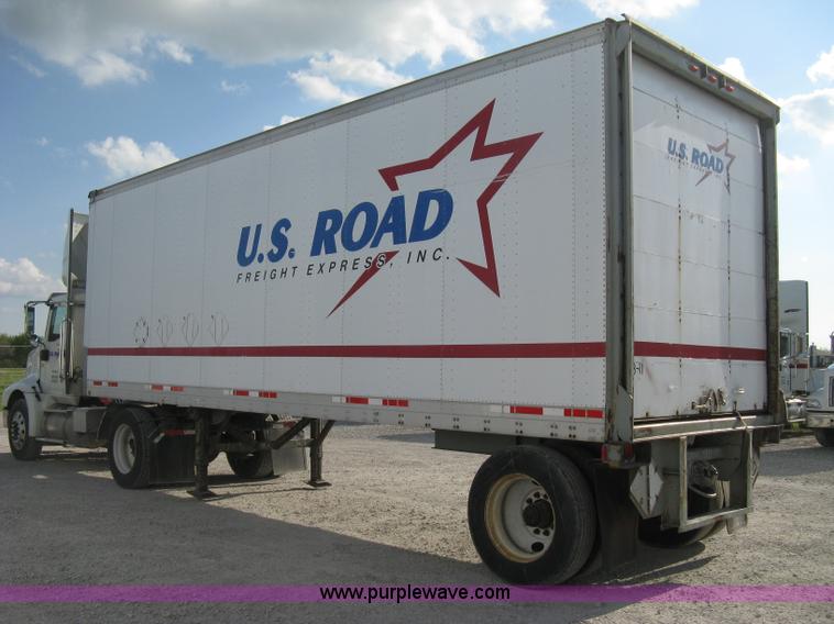 image for item D8307 1993 Fruehauf 28' dry van trailer