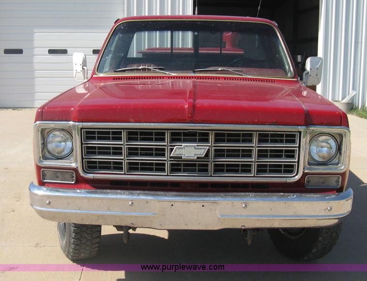 image for item D8313 1978 Chevrolet Scottsdale 20 pickup truck