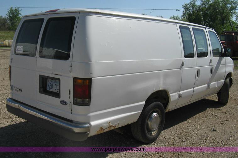 image for item D8329 1994 Ford Econoline E250 van
