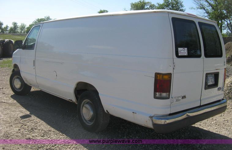 image for item D8329 1994 Ford Econoline E250 van
