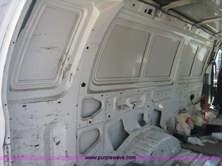 image for item D8329 1994 Ford Econoline E250 van