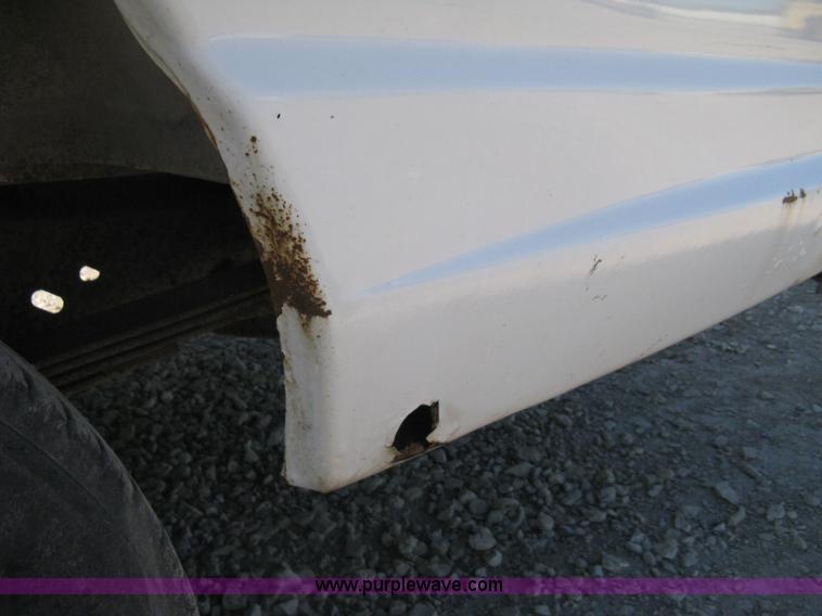 image for item D8329 1994 Ford Econoline E250 van