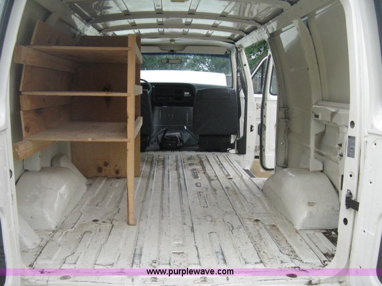 image for item D8348 1991 Ford Econoline E150 cargo van