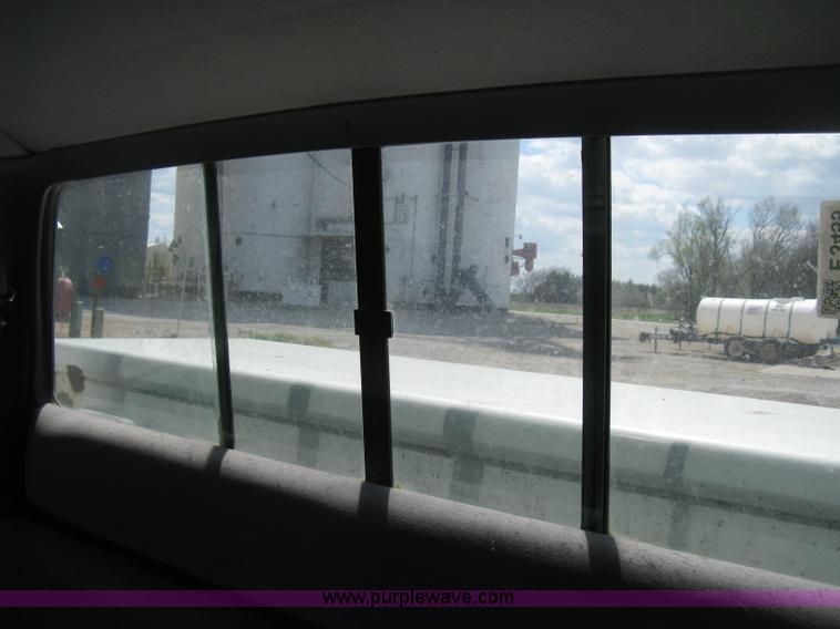 image for item E3455 1994 Ford F150 XLT SuperCab pickup truck