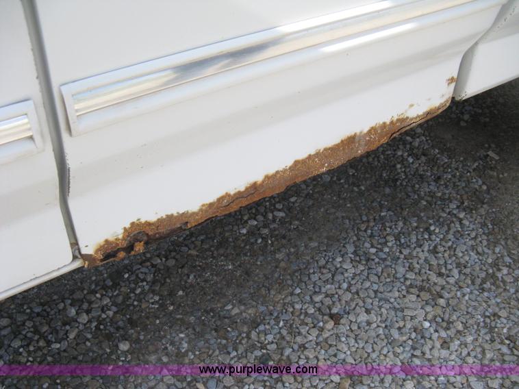 image for item E3455 1994 Ford F150 XLT SuperCab pickup truck