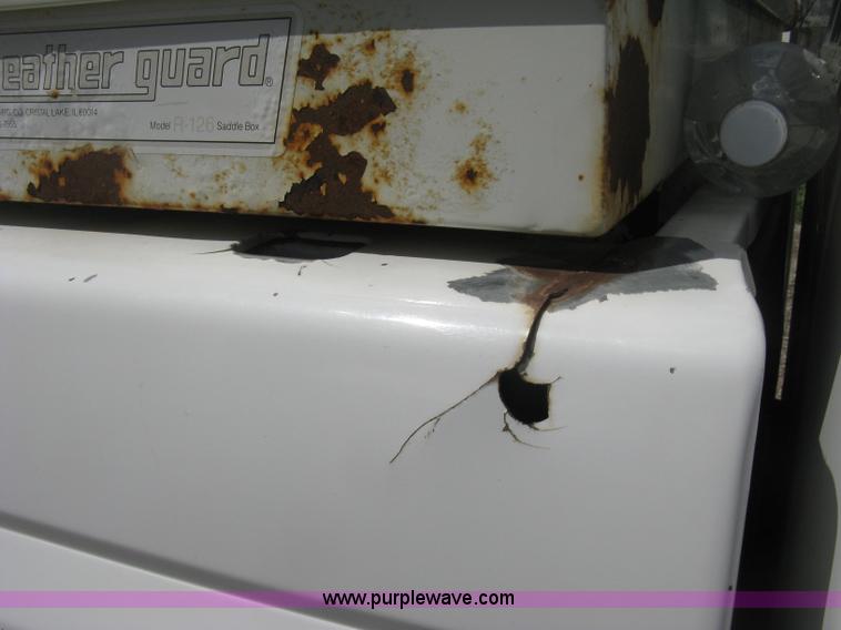 image for item E3455 1994 Ford F150 XLT SuperCab pickup truck