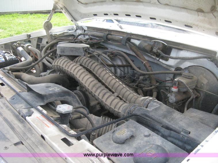 image for item E3455 1994 Ford F150 XLT SuperCab pickup truck