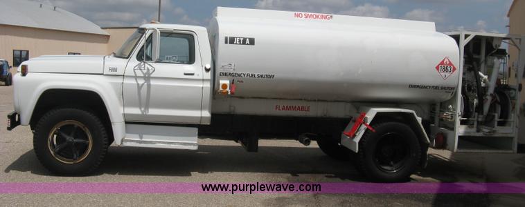 image for item E3499 1973 Ford F600 fuel tanker truck