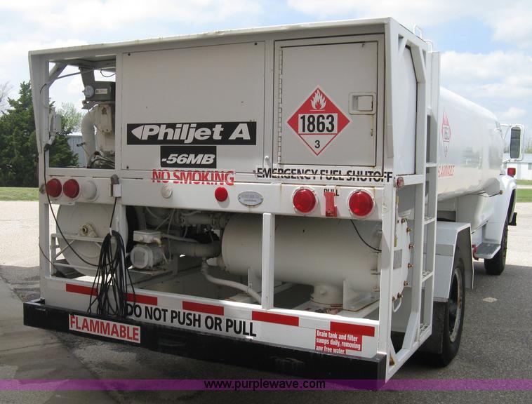 image for item E3499 1973 Ford F600 fuel tanker truck