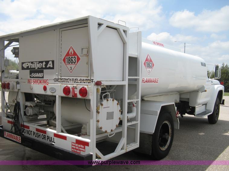 image for item E3499 1973 Ford F600 fuel tanker truck