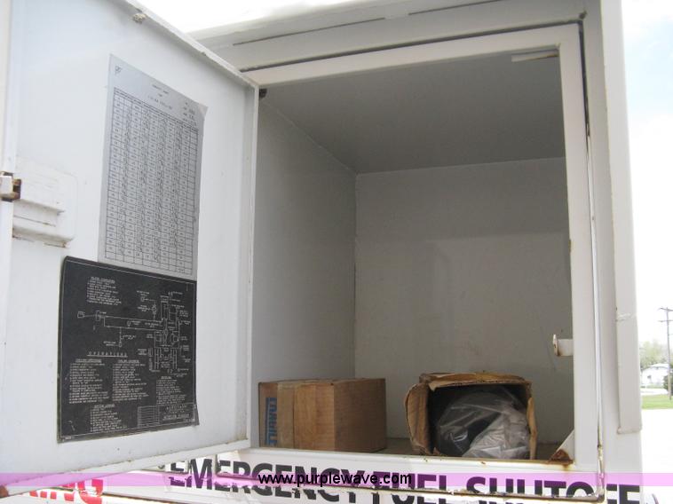 image for item E3499 1973 Ford F600 fuel tanker truck