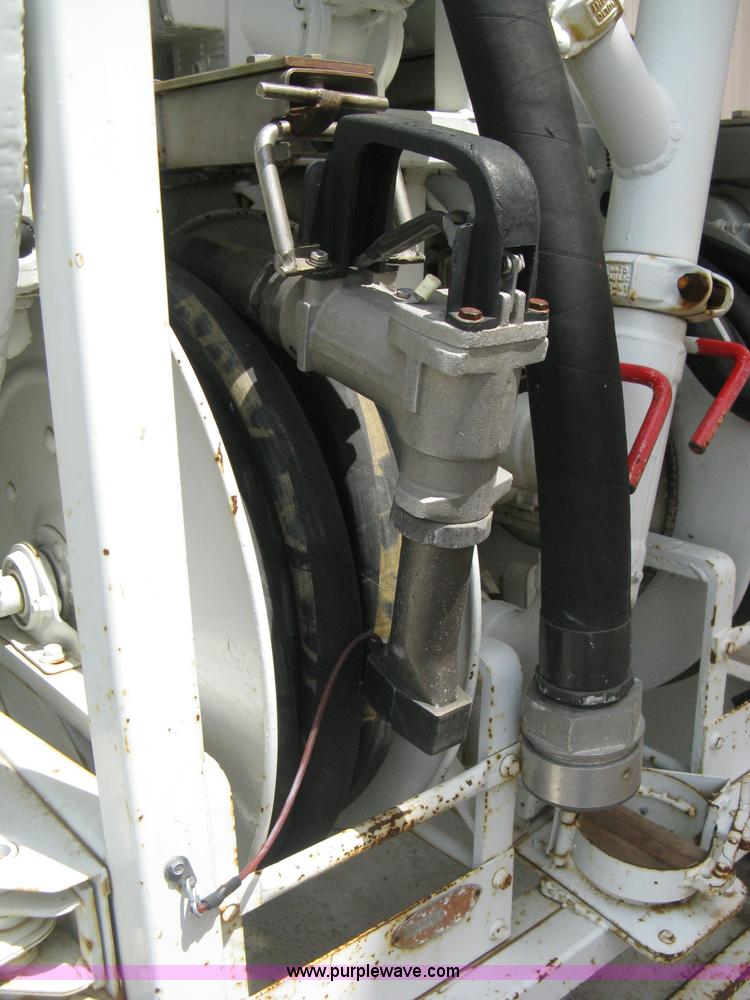 image for item E3499 1973 Ford F600 fuel tanker truck