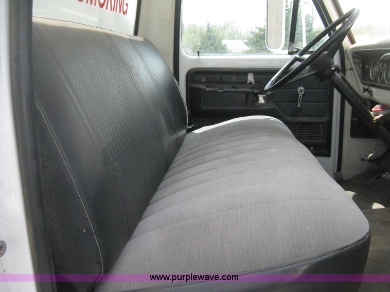 image for item E3499 1973 Ford F600 fuel tanker truck