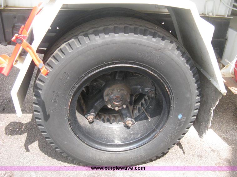 image for item E3499 1973 Ford F600 fuel tanker truck