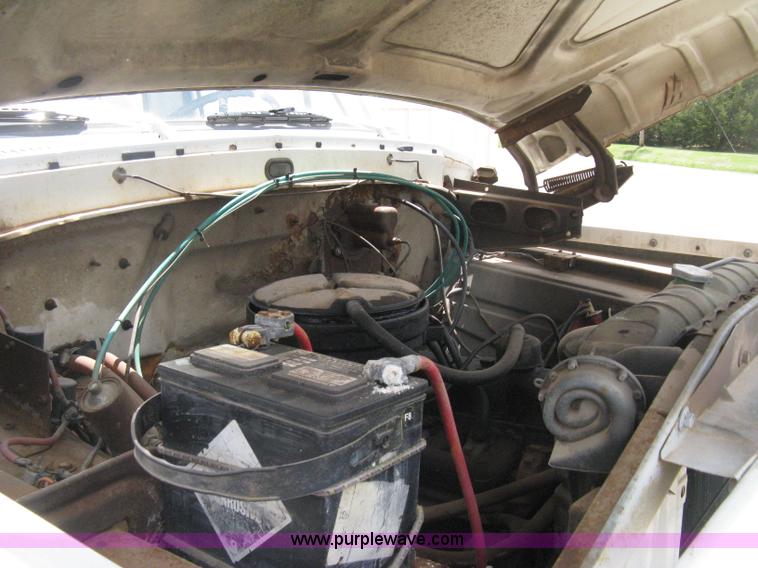 image for item E3499 1973 Ford F600 fuel tanker truck