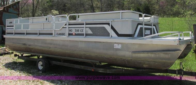 image for item E7224 1987 Lowe Classic pontoon boat