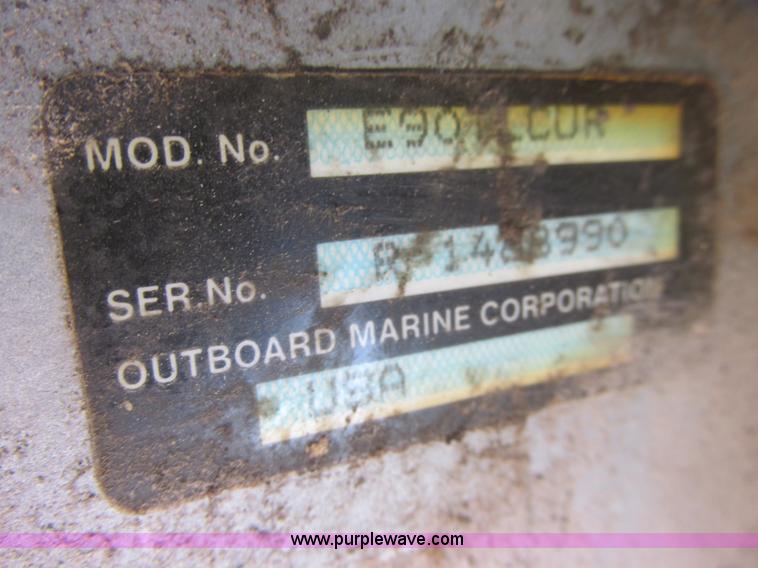 image for item E7224 1987 Lowe Classic pontoon boat