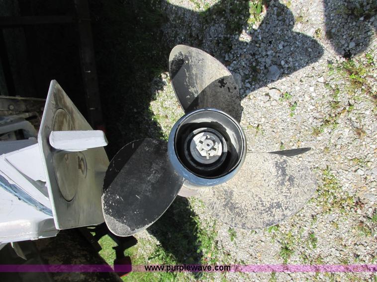 image for item E7224 1987 Lowe Classic pontoon boat