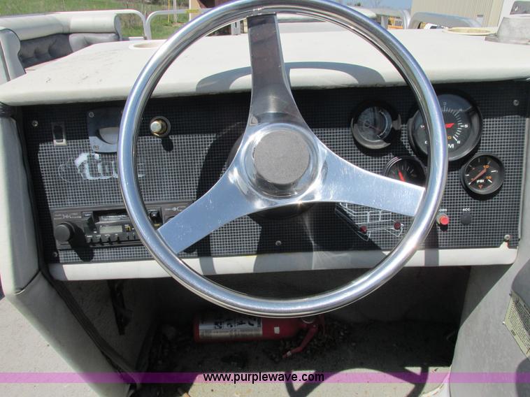 image for item E7224 1987 Lowe Classic pontoon boat