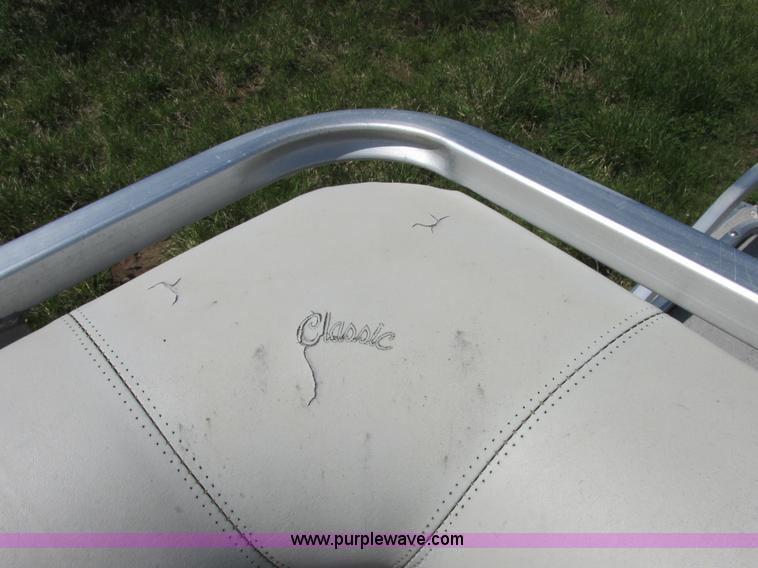 image for item E7224 1987 Lowe Classic pontoon boat