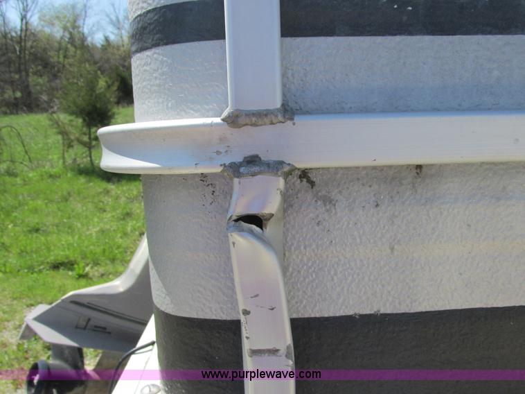 image for item E7224 1987 Lowe Classic pontoon boat