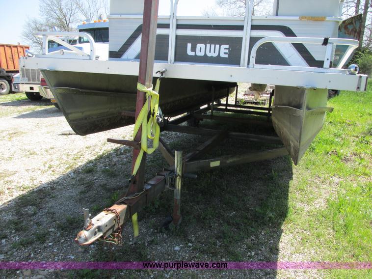 image for item E7224 1987 Lowe Classic pontoon boat