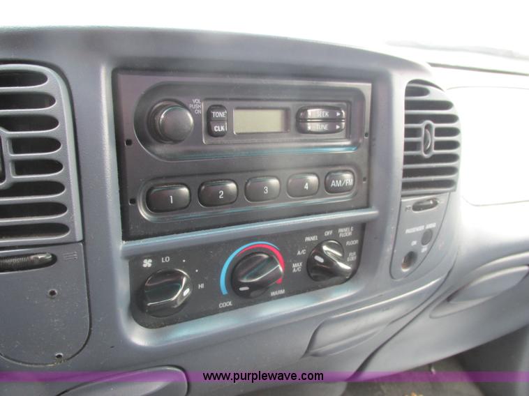 image for item E7234 1999 Ford F150 XL pickup truck