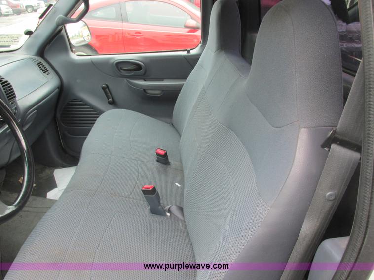 image for item E7234 1999 Ford F150 XL pickup truck